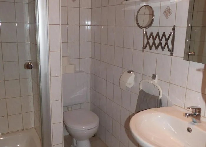 Διαμέρισμα Gaestehaus Schoergenhofer Waging am See