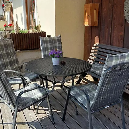 Apartment Gaestehaus Schoergenhofer Waging am See