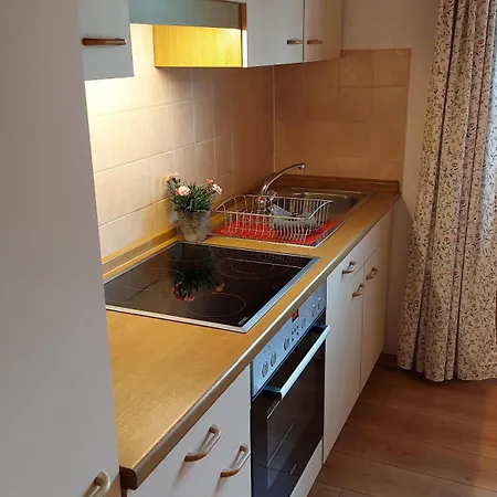 Gaestehaus Schoergenhofer Apartment