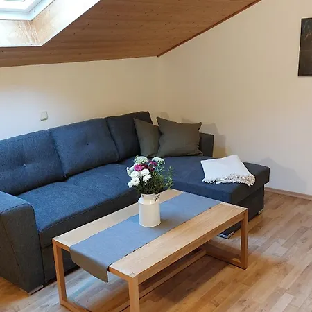 Gaestehaus Schoergenhofer Apartment